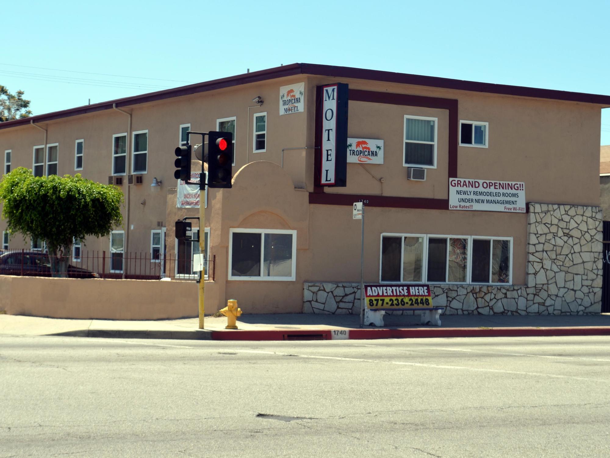 Tropicana Motel Compton Exterior foto